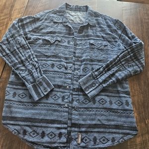 Mens Wrangler button up shirt